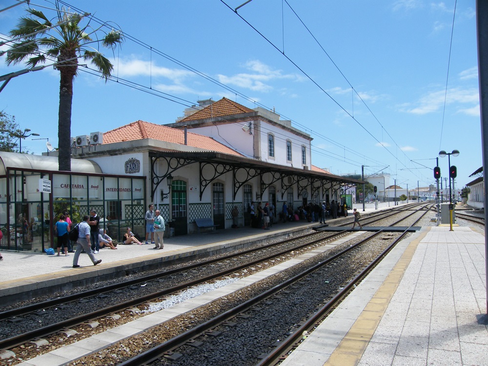 rail-enthusiast-algarve-portugal